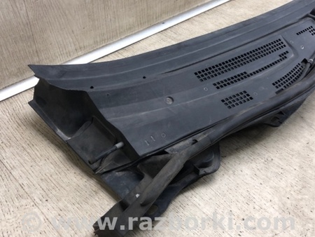 ФОТО Пластик под лобовое стекло (Жабо) для Mazda 3 BM/BN (2013-2019) (III) Киев