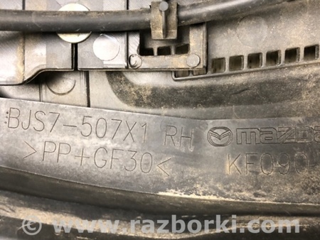 ФОТО Пластик под лобовое стекло (Жабо) для Mazda 3 BM/BN (2013-2019) (III) Киев