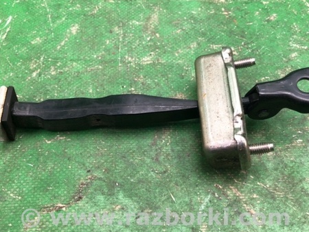 ФОТО Ограничитель двери для Nissan Pathfinder R52 Киев
