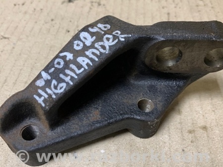 ФОТО Кронштейн редуктора для Toyota Highlander (01-07) Киев
