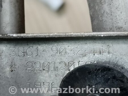 ФОТО Горловина бензобака для Mazda 3 BK (2003-2009) (I) Киев