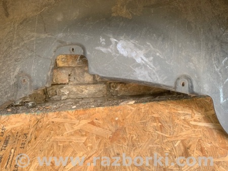 ФОТО Подкрылок для Volkswagen Touareg (02-07) Киев