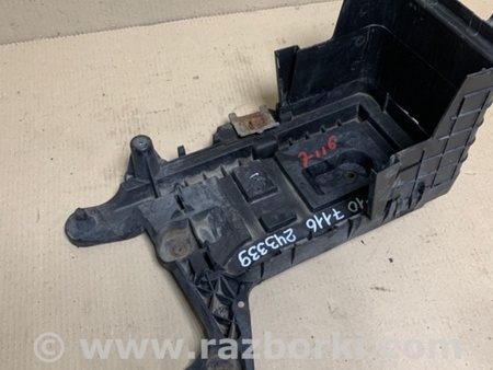 ФОТО Полка аккумулятора для Volkswagen Jetta 5 1K2, 1K5 (01.2005 - 12.2010) Киев