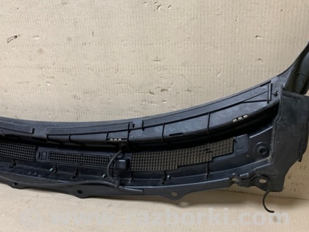 ФОТО Пластик под лобовое стекло (Жабо) для Nissan Rogue (08-14) Киев