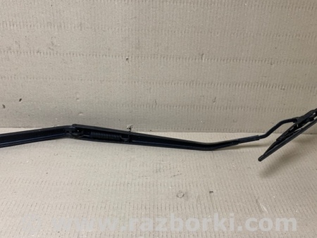 ФОТО Поводок дворника для Nissan Rogue (08-14) Киев