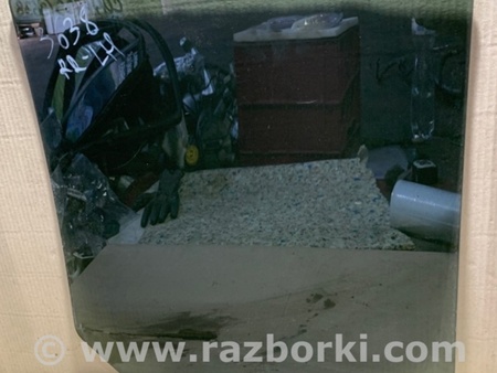 ФОТО Стекло двери для Jeep Compass (06-15) Киев