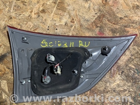 ФОТО Фонарь задний внутренний для Toyota Sienna (11-16) Киев