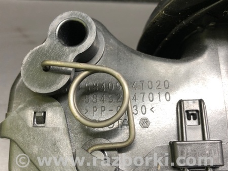 ФОТО Зарядное гнездо (розетка) для Toyota Prius 30 (09-17) Киев