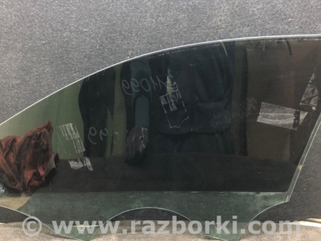 ФОТО Стекло двери для Audi (Ауди) A3 8V1, 8VA, 8V7, 8VS (03.2012-...) Киев