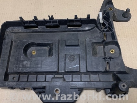 ФОТО Полка аккумулятора для Volkswagen Jetta USA (10-17) Киев