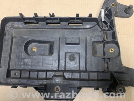 ФОТО Полка аккумулятора для Volkswagen Jetta USA (10-17) Киев