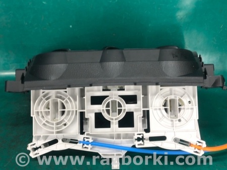 ФОТО Блок управления печкой для Mazda 3 BM/BN (2013-2019) (III) Киев