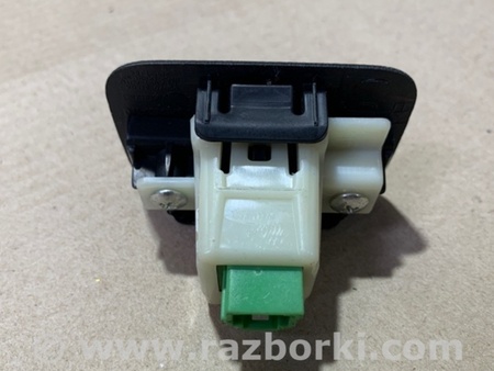 ФОТО Кнопка открывания багажника внутренняя для Nissan Pathfinder R52 Киев