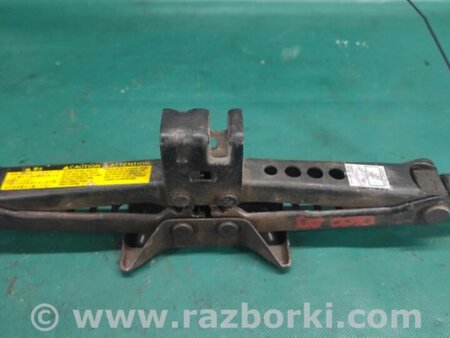 ФОТО Домкрат для Toyota Camry 30 XV30 (09.2001-03.2006) Киев