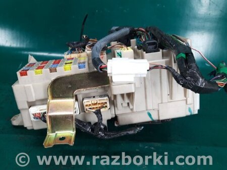 ФОТО Блок предохранителей салон для Toyota Camry 30 XV30 (09.2001-03.2006) Киев