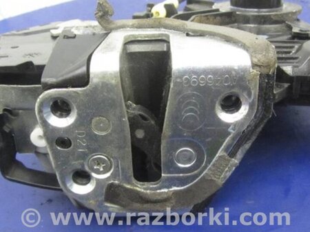 ФОТО Замок двери для Toyota RAV-4 (05-12) Киев