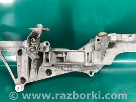 ФОТО Кронштейн генератора для Volkswagen Passat B7 (09.2010-06.2015) Киев