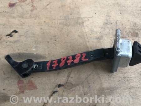 ФОТО Ограничитель двери для Mazda 3 BL (2009-2013) (II) Киев