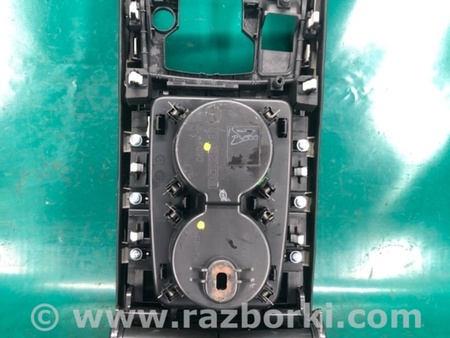 ФОТО Консоль центральная для Mazda 3 BM/BN (2013-2019) (III) Киев