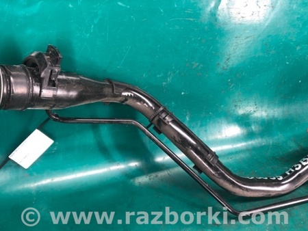 ФОТО Горловина бензобака для Mazda 3 BM/BN (2013-2019) (III) Киев
