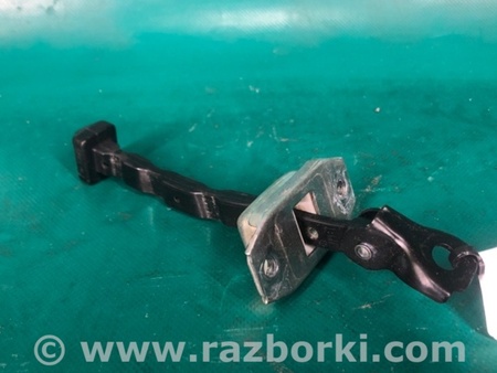 ФОТО Ограничитель двери для Mazda 3 BM/BN (2013-2019) (III) Киев