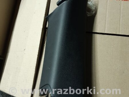 ФОТО Накладка на стойку кузова для Porsche Macan I 95B +FL (13-18) Київ