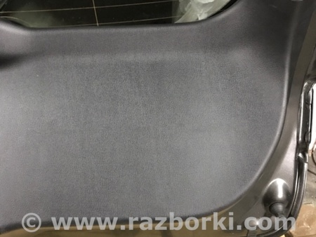 ФОТО Обшивка двери багажника для Mazda 3 IV BP (2019-) Київ