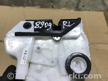 ФОТО Замок боковой двери для Mazda 3 IV BP (2019-) Київ