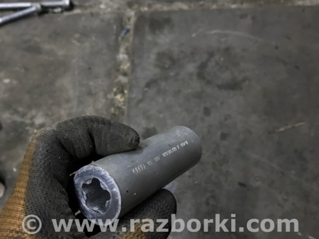 ФОТО Распорка кузова для Porsche Macan I 95B +FL (13-18) Київ