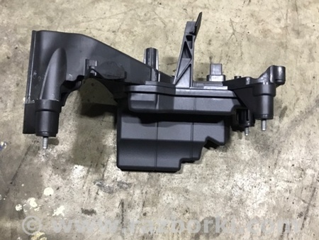 ФОТО Кронштейн двигателя для Porsche Macan I 95B +FL (13-18) Київ