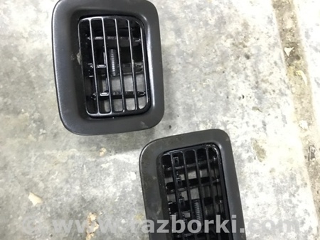 ФОТО Воздуховод передний для Subaru Forester SG Киев