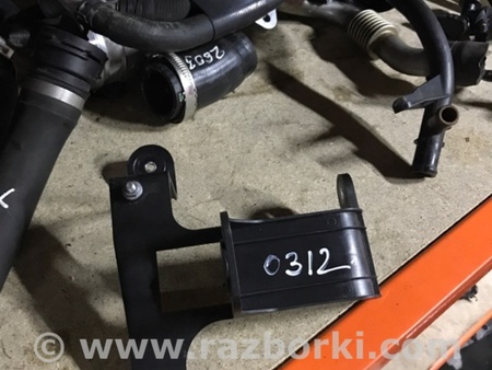 ФОТО Опорный кронштейн для Porsche Macan I 95B +FL (13-18) Київ