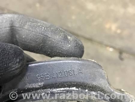 ФОТО Уплотнитель кузова для Porsche Macan I 95B +FL (13-18) Київ