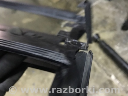 ФОТО Опорный кронштейн для Porsche Macan I 95B +FL (13-18) Київ