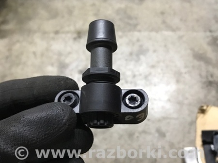 ФОТО Уплотнительная резинка крышки багажника для Porsche Macan I 95B +FL (13-18) Київ