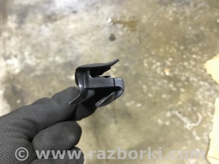 ФОТО Направляющая стекла двери для Mazda 3 IV BP (2019-) Київ