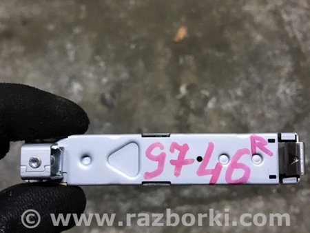 ФОТО Усилитель антенны для Audi (Ауди) A4 V B9 - 8W (2015-) Київ