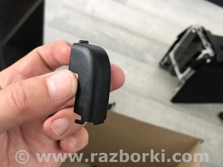 ФОТО Колпачок болта сиденья для Porsche Macan I 95B +FL (13-18) Київ