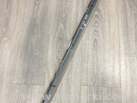 ФОТО Молдинг на дверь передний правый для Subaru Outback Киев