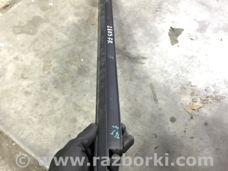 ФОТО Уплотнитель стекла двери для Audi (Ауди) A3 III 8V (12-20) Київ