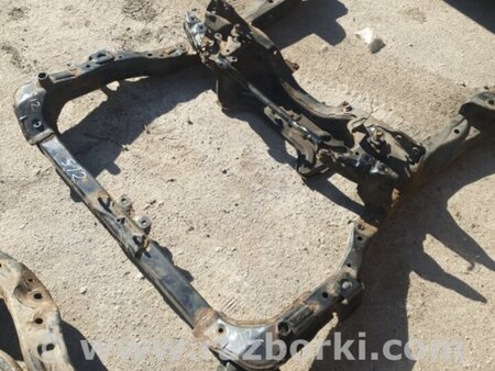 ФОТО Подрамник передний для Subaru Outback Киев