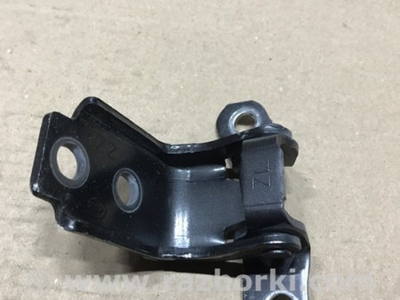 ФОТО Петля двери для Mazda 3 IV BP (2019-) Київ