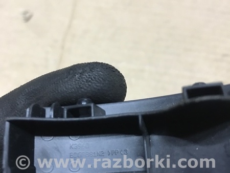 ФОТО Заглушка крепления сиденья для Mazda 3 IV BP (2019-) Київ