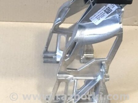 ФОТО Кронштейн для Audi (Ауди) Q3 II F3 (18-25) Київ