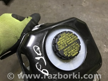 ФОТО Бачок для тормозной жидкости для Audi (Ауди) A4 V B9 - 8W (2015-) Київ