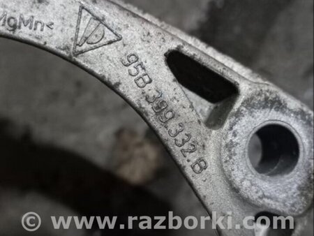 ФОТО Кронштейн для Porsche Macan I 95B +FL (13-18) Київ