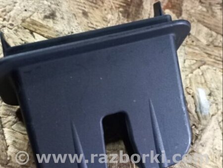 ФОТО Накладка замка багажника для Audi (Ауди) A3 III 8V (12-20) Київ