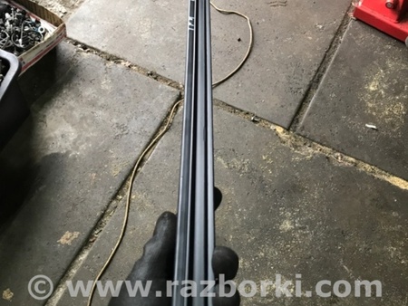 ФОТО Уплотнитель стекла двери для Volkswagen Atlas/Teramont I +1 рест (17-23) Київ