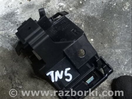 ФОТО Кронштейн для Porsche Macan I 95B +FL (13-18) Київ