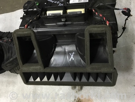 ФОТО Воздуховод печки для Porsche Macan I 95B +FL (13-18) Київ